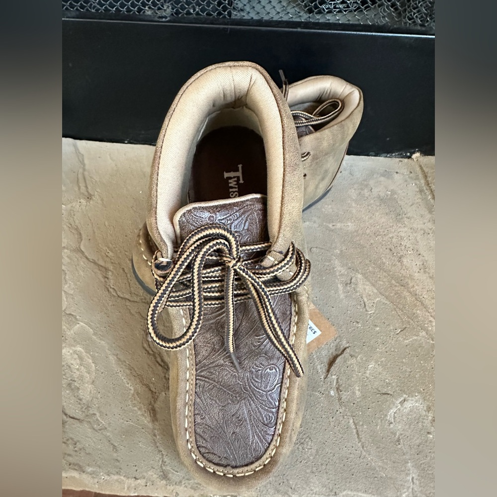 Twisted X Men's Tan and Brown Loafers
